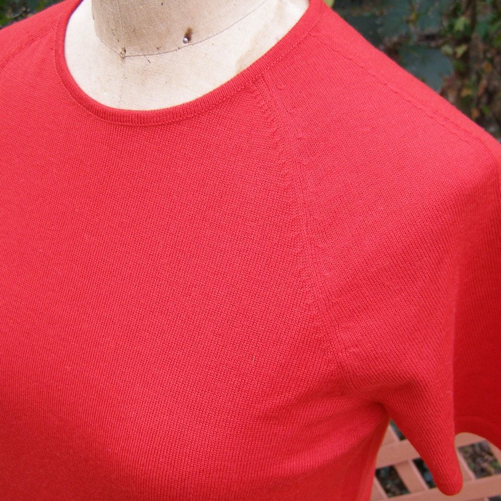 NEW (vintage) Valentino Red Knit Short Sleeve Top - Picture 6 of 12